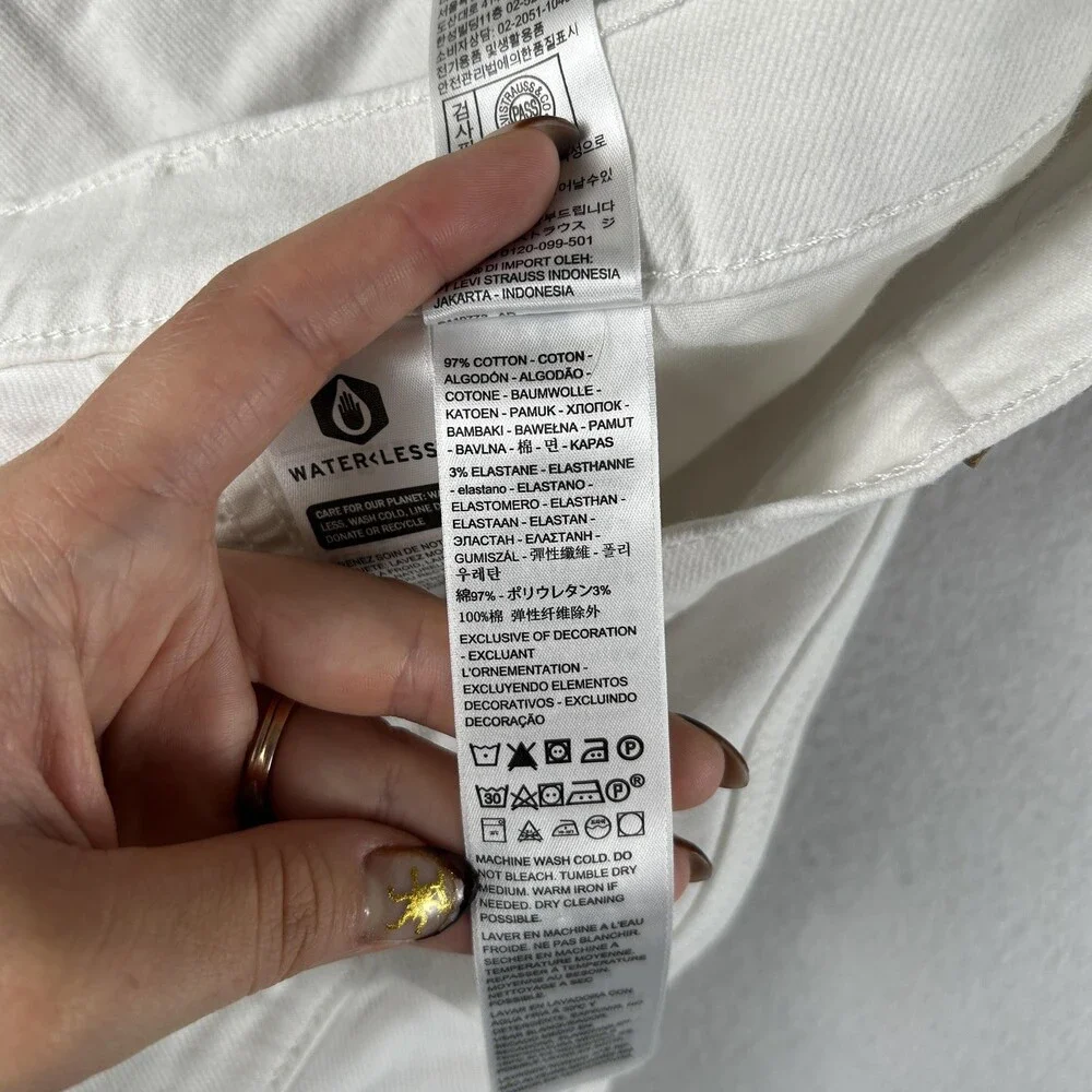 Levi's Bermuda Shorts Womens 34 White Denim Stretch Mid Length Casual Summer